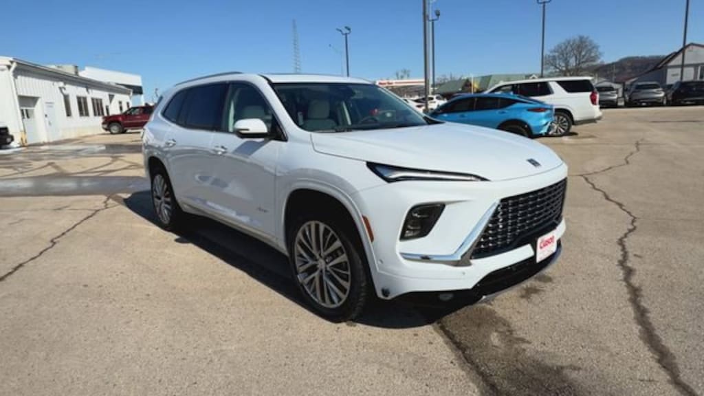 New 2026 Buick Enclave Avenir SUV