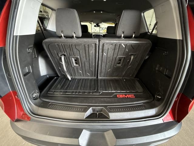 2023 GMC Acadia SLE - Photo 27