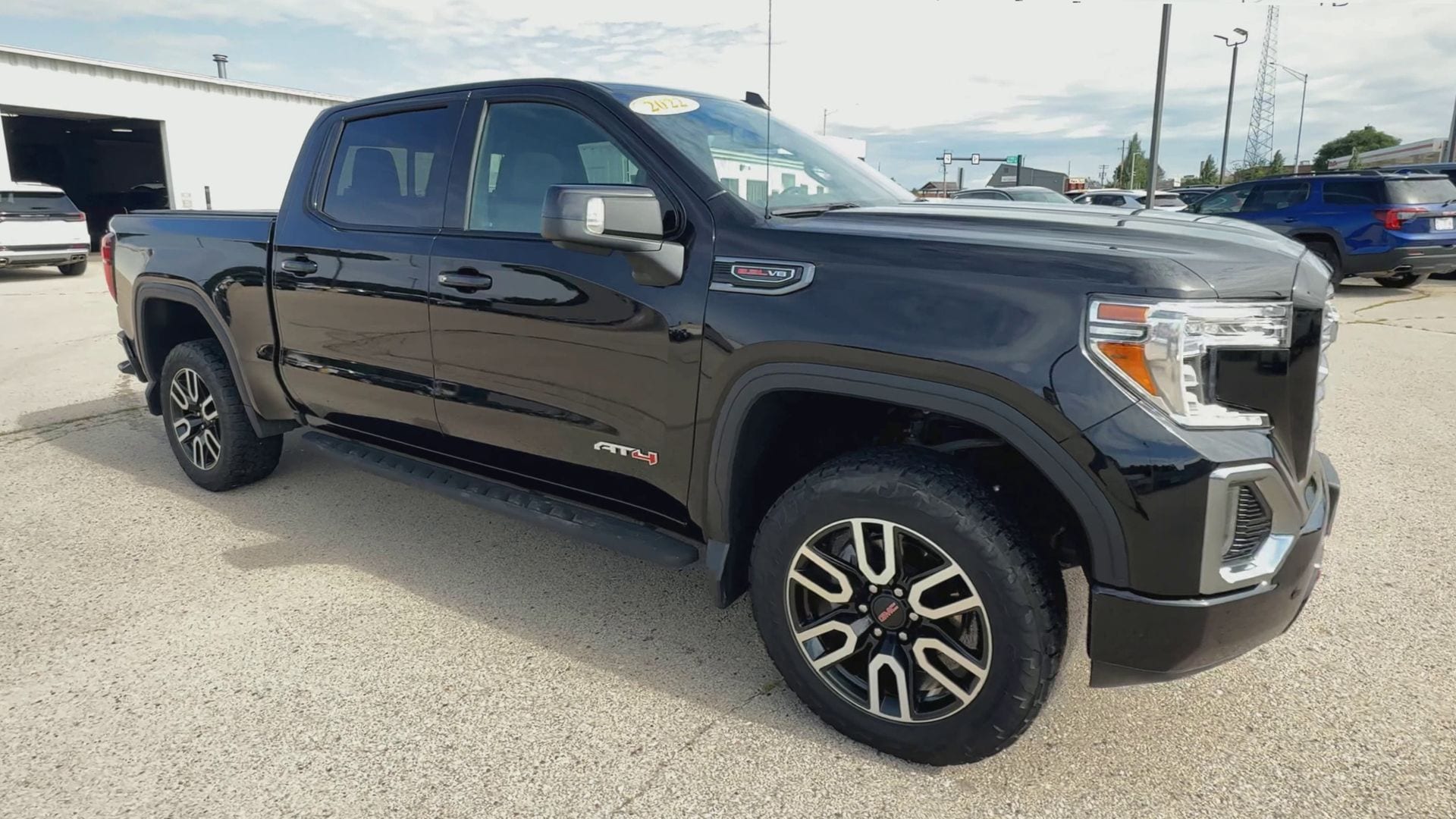 Used 2022 GMC Sierra 1500 Limited AT4 with VIN 1GTP9EEL0NZ165795 for sale in La Crosse, WI