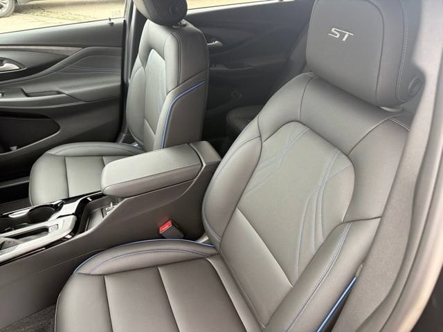2026 Buick Envista Sport Touring - Photo 11