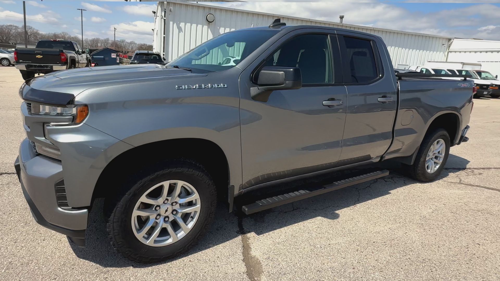 2021 Chevrolet Silverado 1500 RST photo 4
