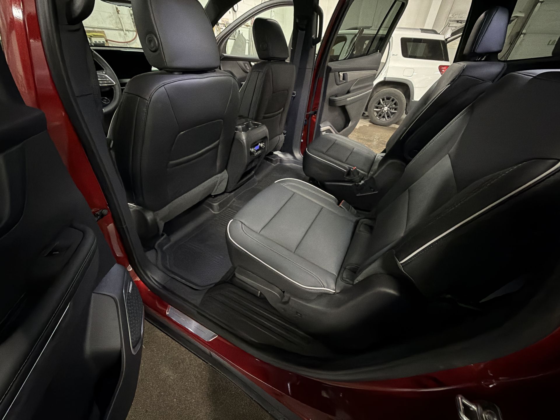 2026 Buick Enclave Preferred - Photo 24