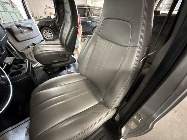2023 Chevrolet Express Passenger LS - Photo 23