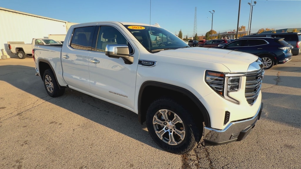 Used 2024 GMC Sierra 1500 SLT Truck