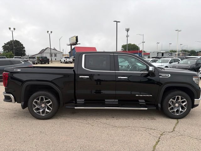 2026 GMC Sierra 1500 SLT - Photo 6