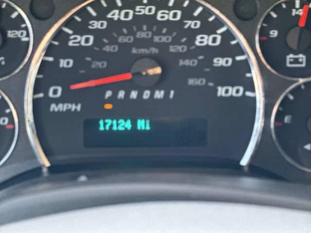 2023 Chevrolet Express Passenger LS - Photo 17