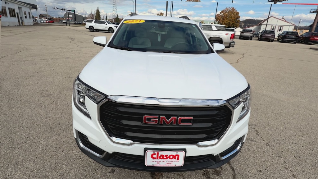 Used 2023 GMC Terrain SLE SUV