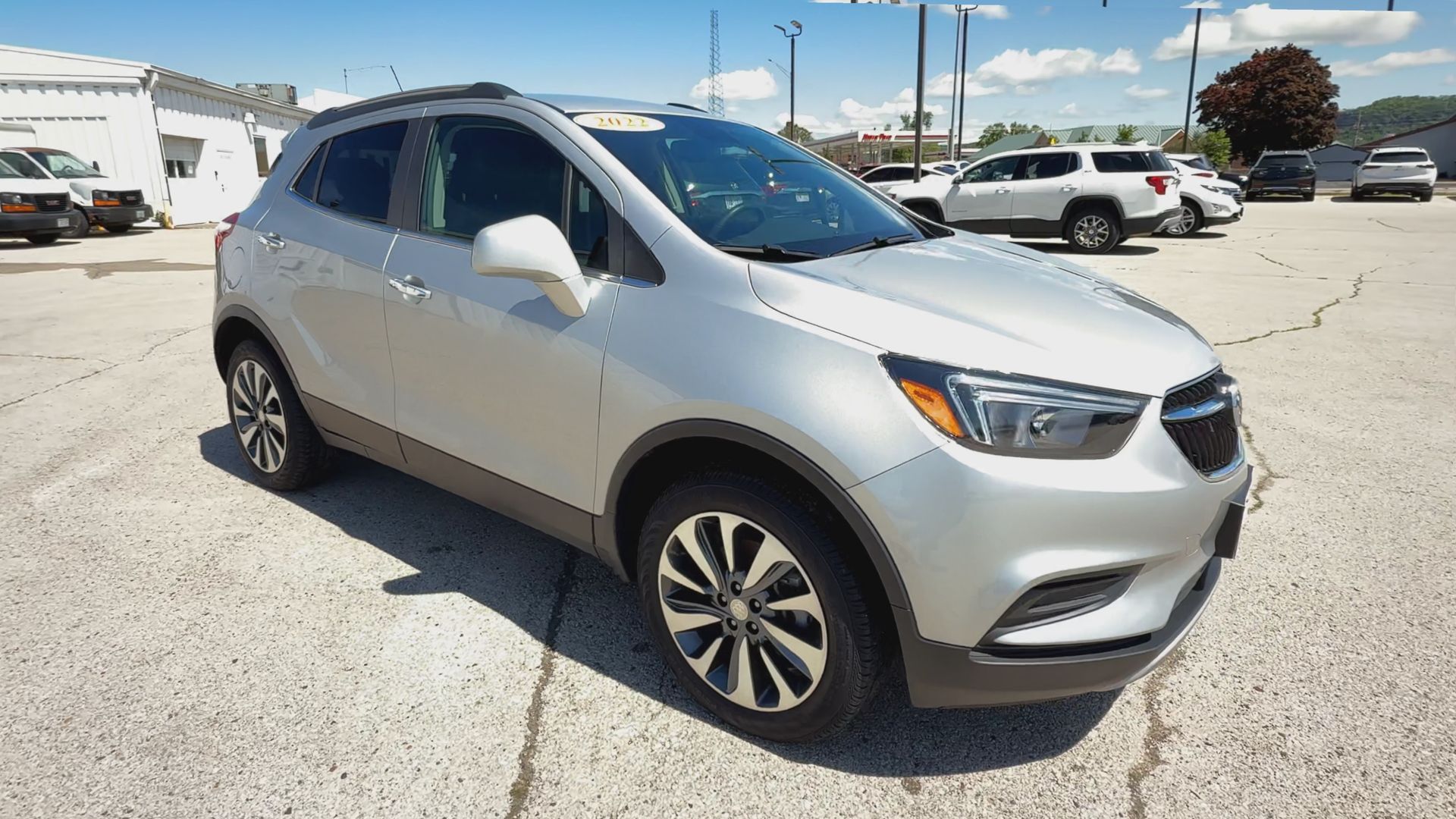 Used 2022 Buick Encore Preferred with VIN KL4CJESM4NB521929 for sale in La Crosse, WI
