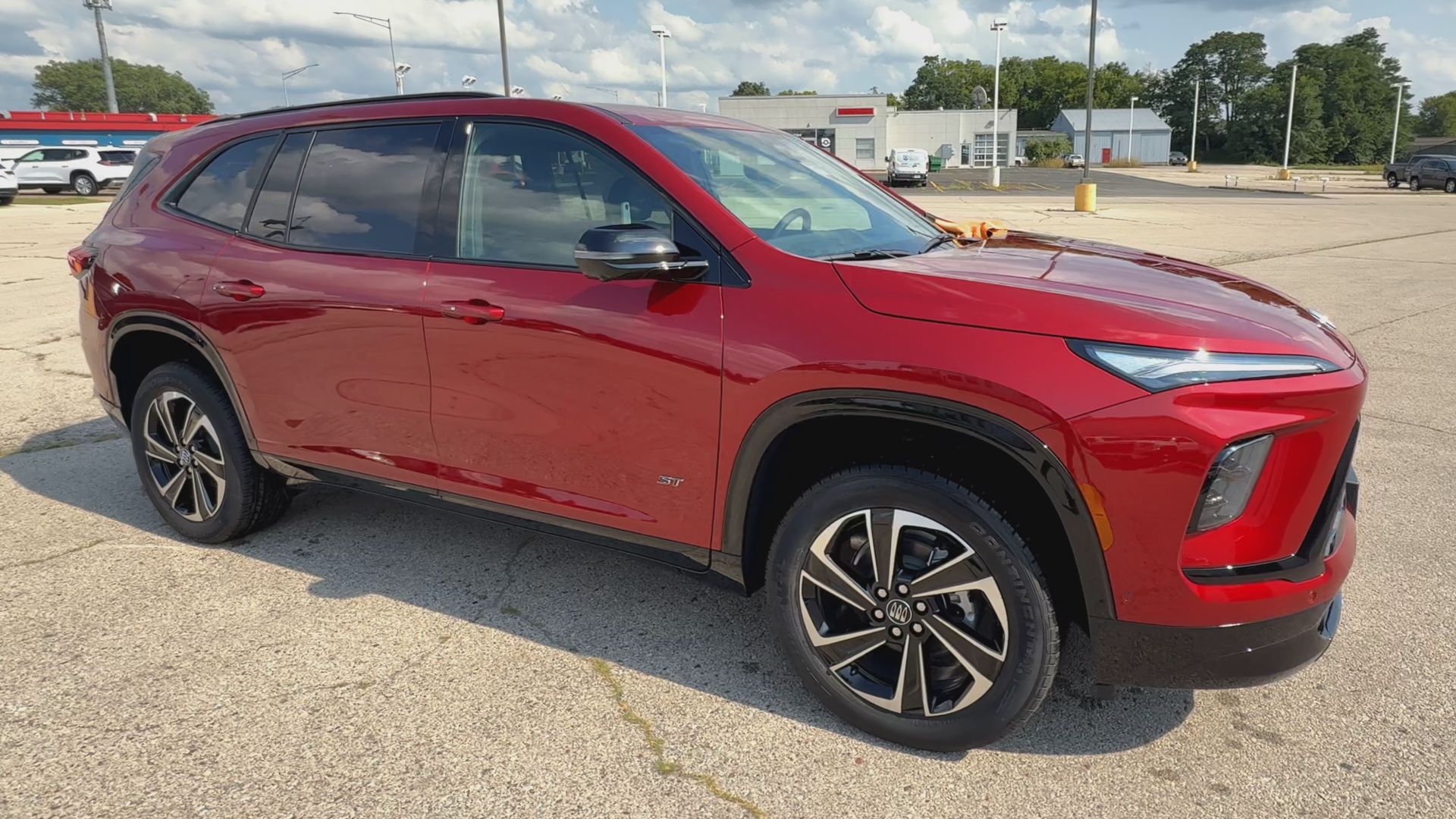 2026 Buick Enclave Sport Touring photo 2
