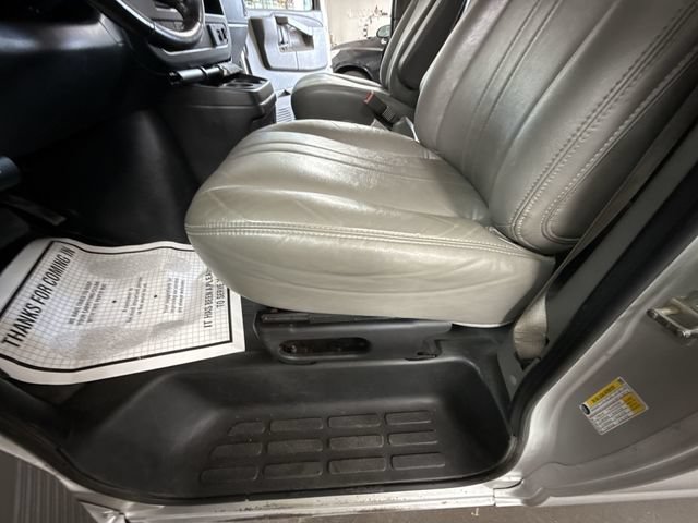 2023 Chevrolet Express Passenger LS - Photo 22