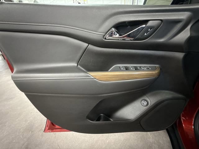 2023 GMC Acadia SLE - Photo 24