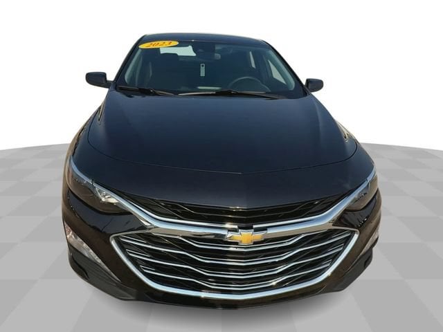 Used 2023 Chevrolet Malibu 1LT with VIN 1G1ZD5ST5PF240029 for sale in La Crosse, WI