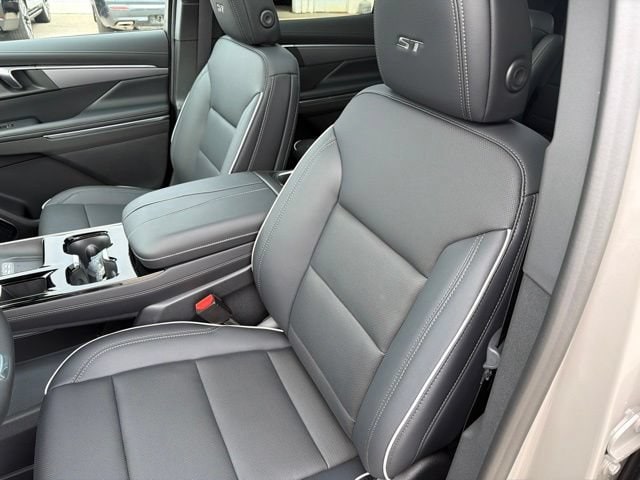 2027 Buick Enclave Sport Touring - Photo 16