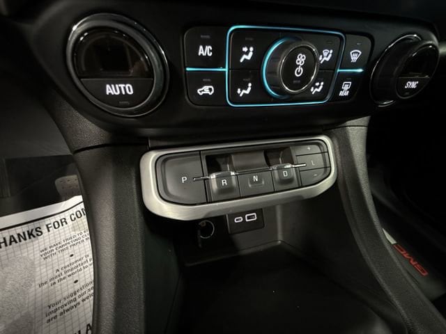 2023 GMC Acadia SLE - Photo 19