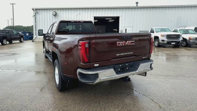 2024 GMC Sierra 3500HD SLT - Photo 8