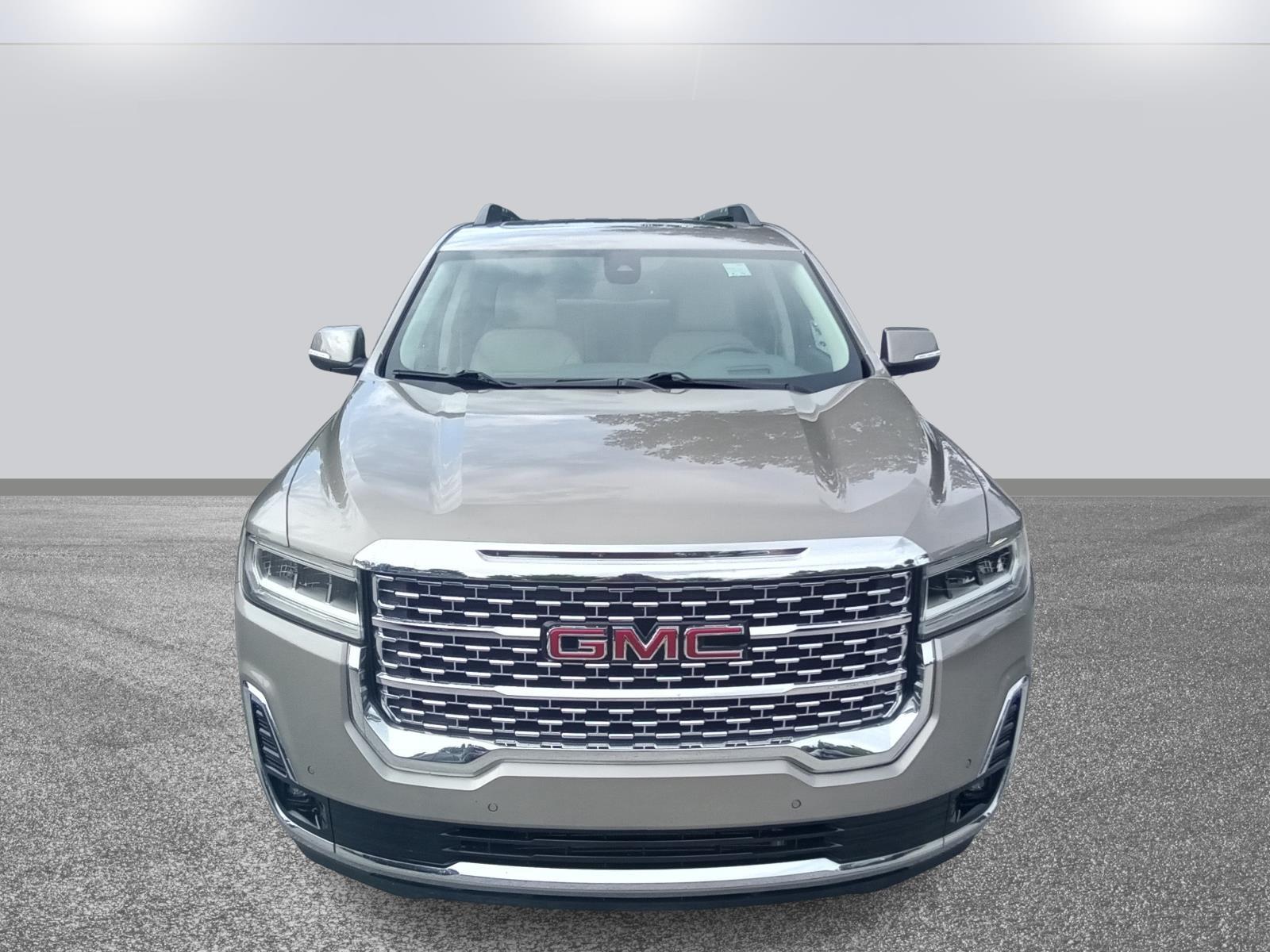 2022 Gmc Acadia Denali photo 2