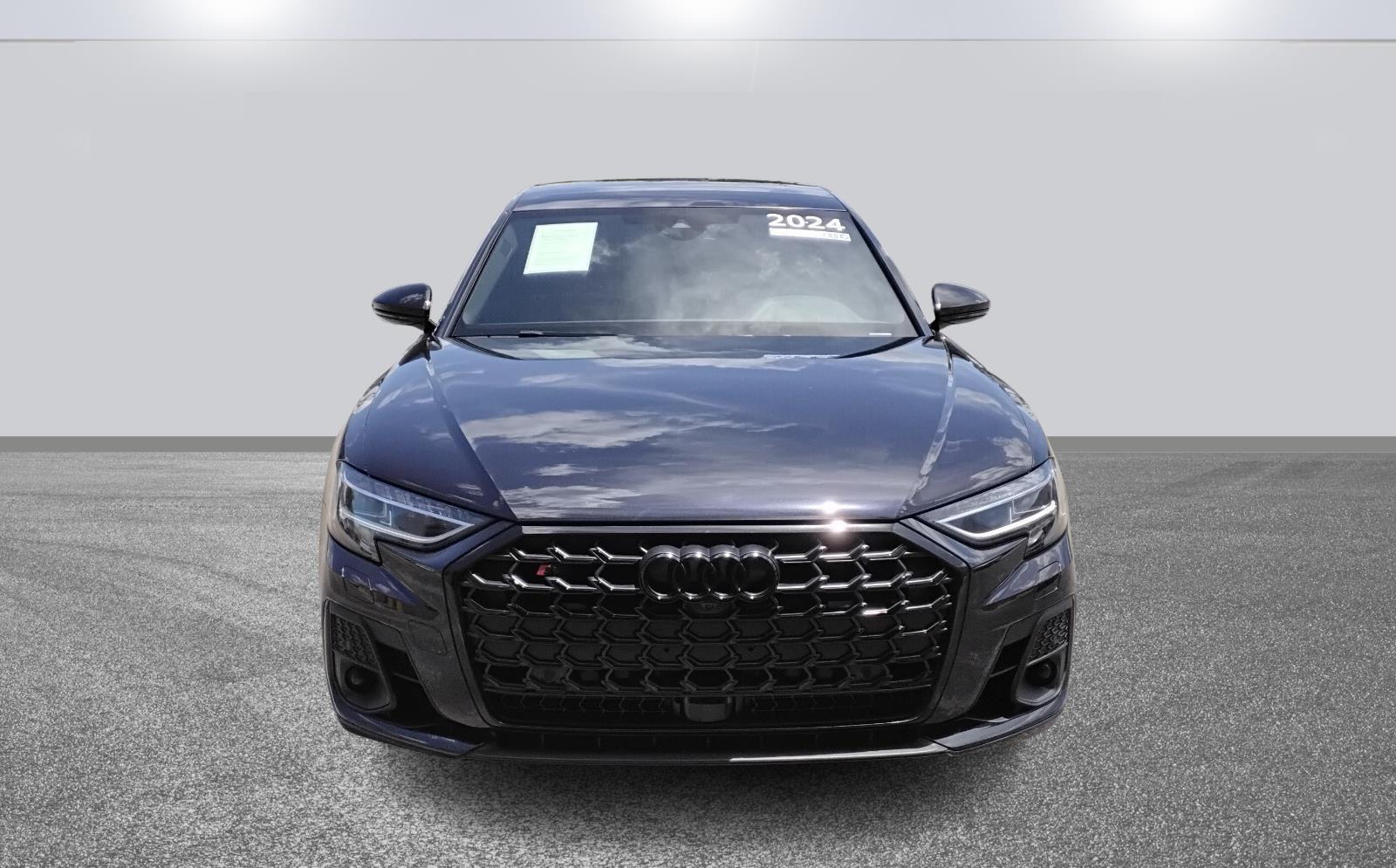 2024 Audi S8 Quattro photo 2