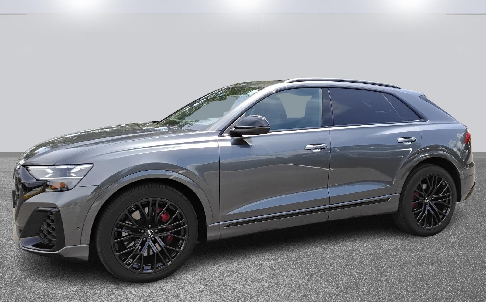 2025 Audi SQ8 Prestige photo 3
