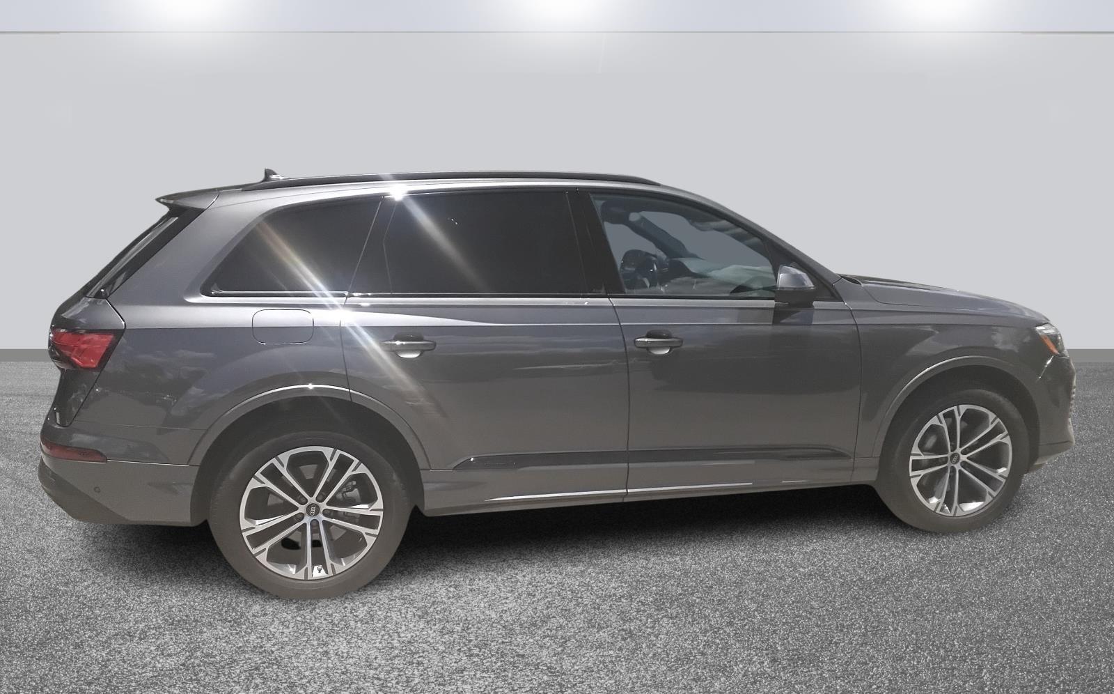 2025 Audi Q7 Premium Plus photo 4