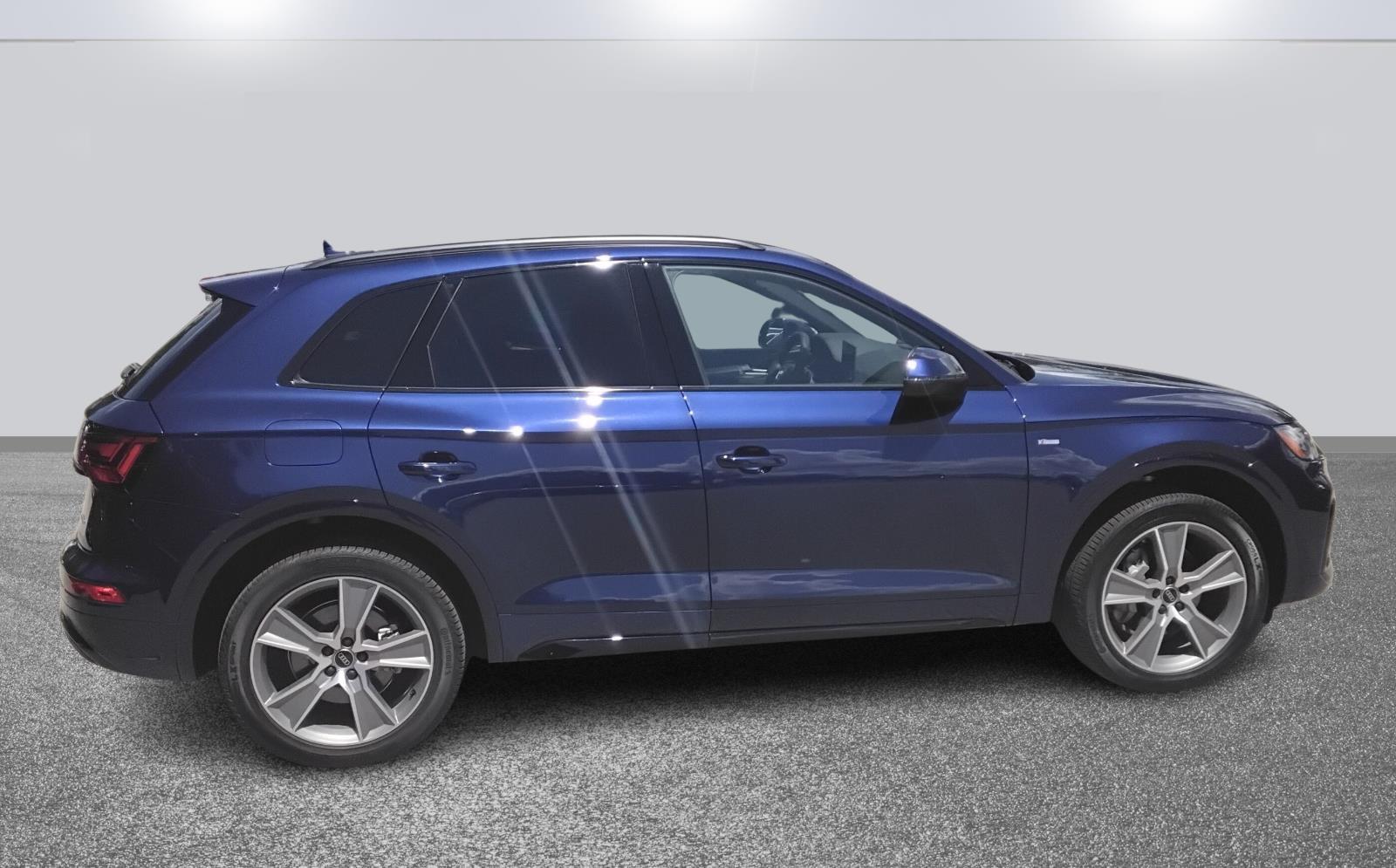 2025 Audi Q5 S line Premium photo 4