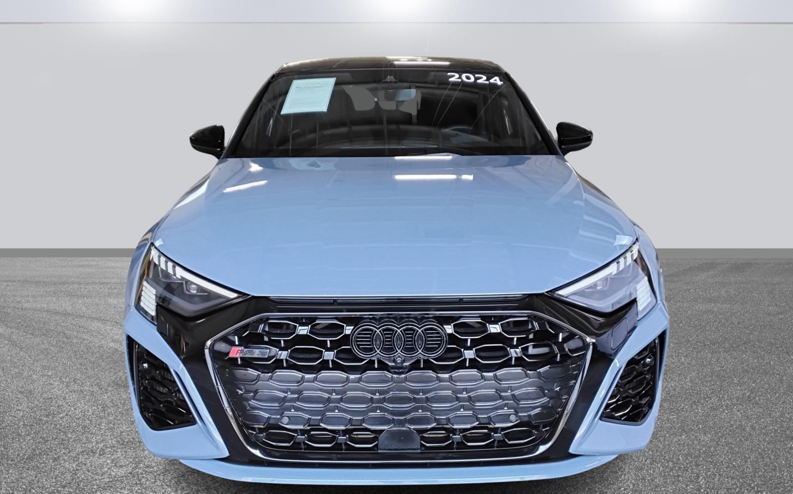 2024 Audi RS 3 Base photo 2