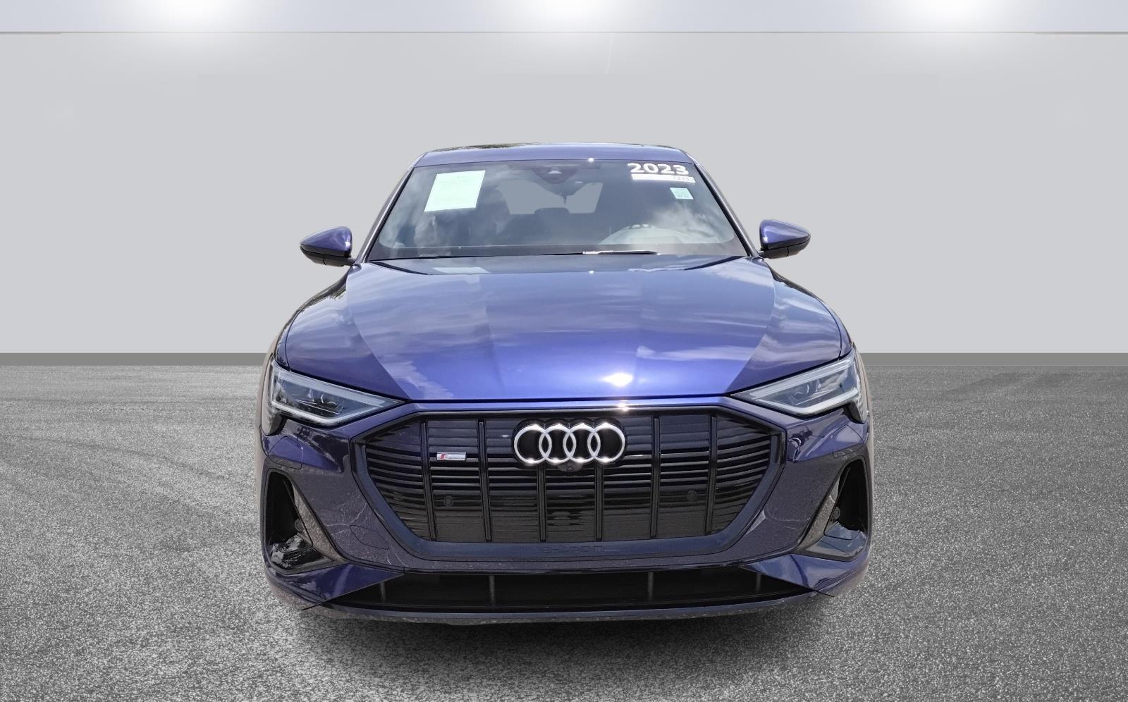 2023 Audi e-tron Sportback S line Prestige photo 2