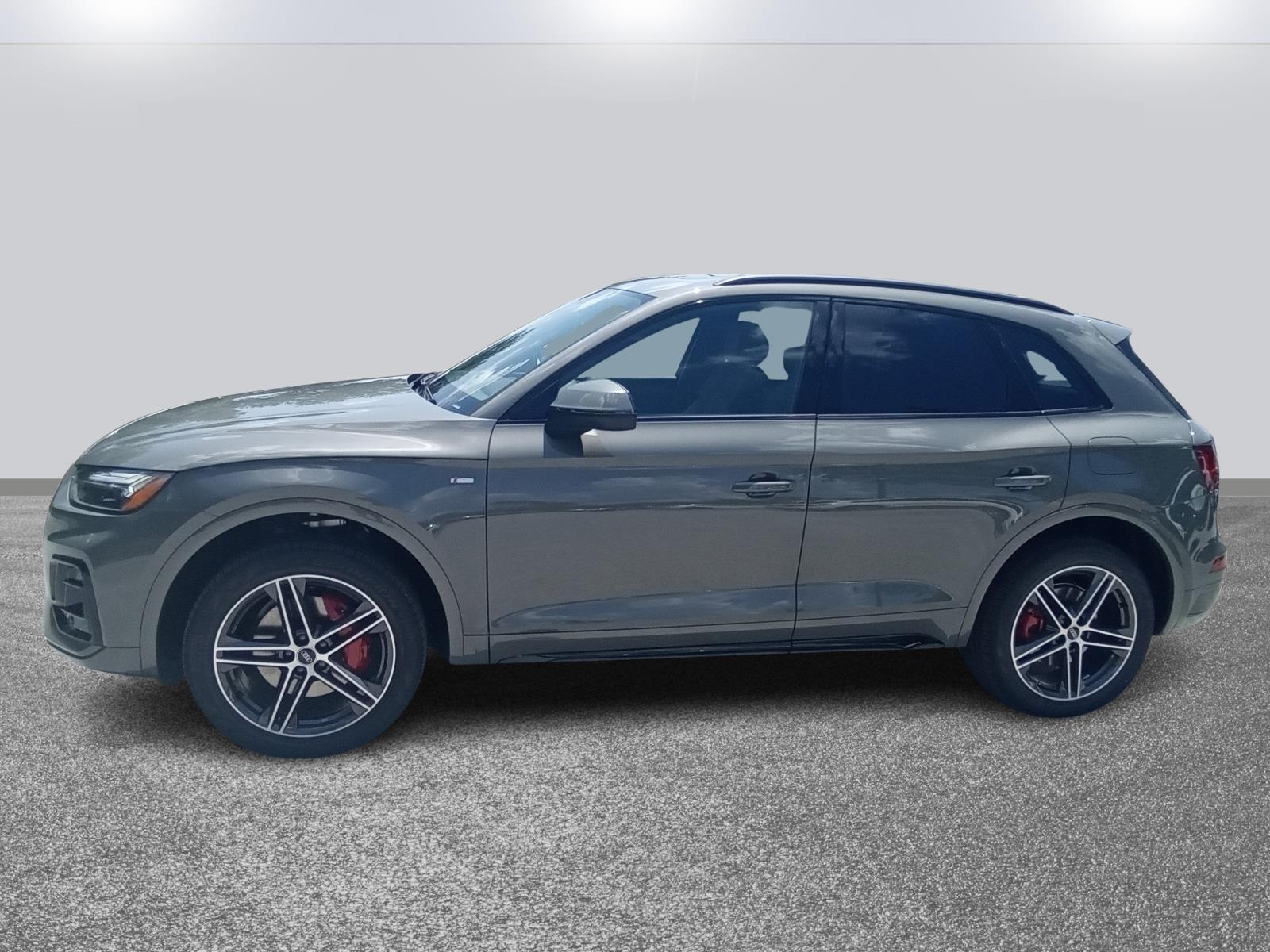 2025 Audi Q5 S line Premium Plus photo 3