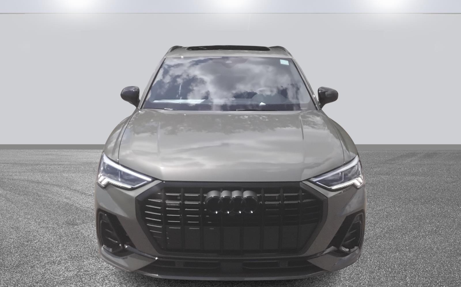 2025 Audi Q3 S line Premium Plus photo 2