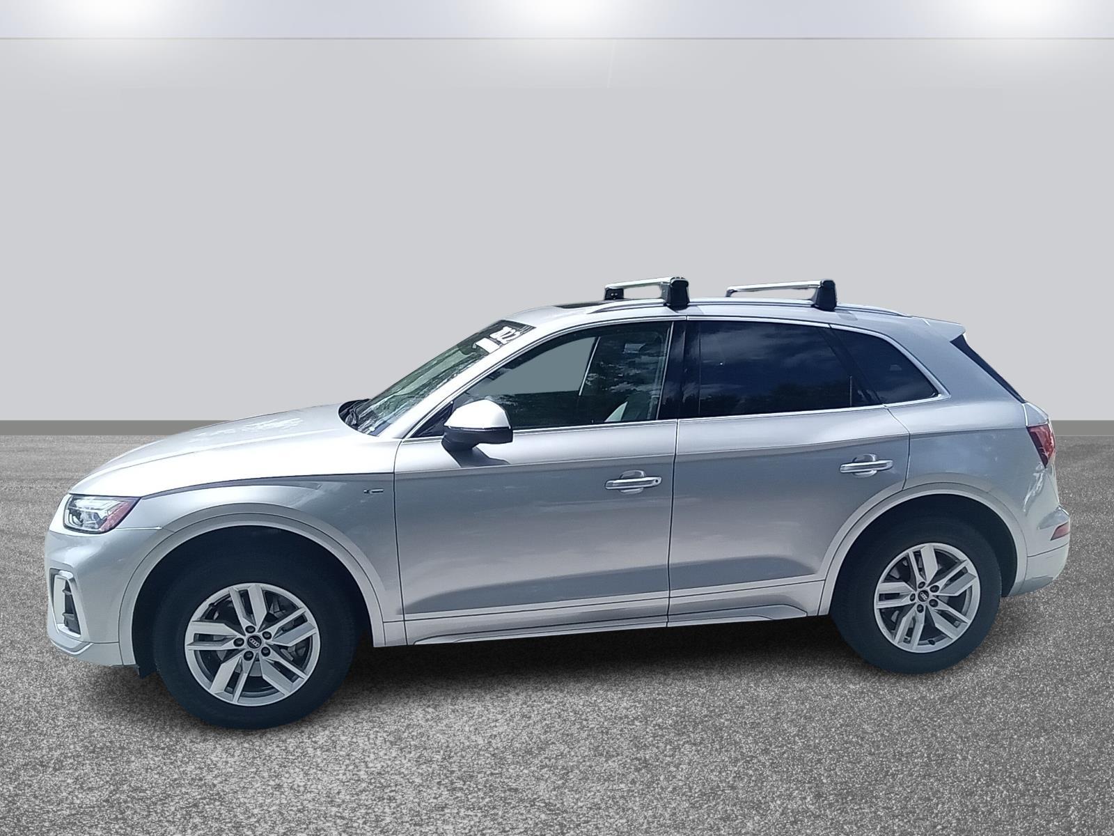 2022 Audi Q5 S line Premium photo 3