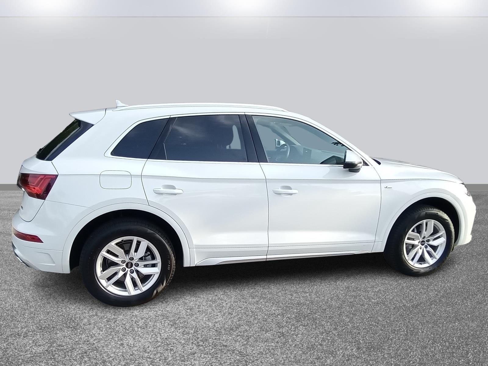 2024 Audi Q5 S line Premium photo 4