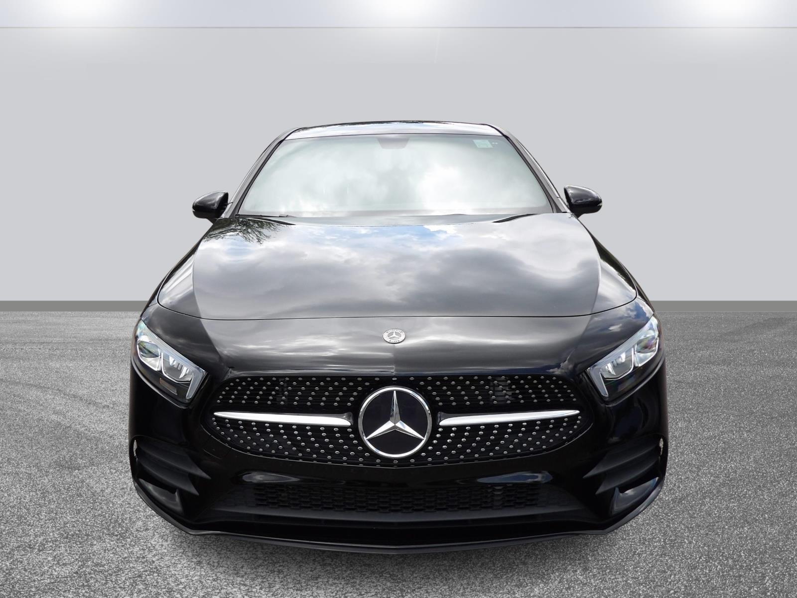 2022 Mercedes Benz A 220 photo 2
