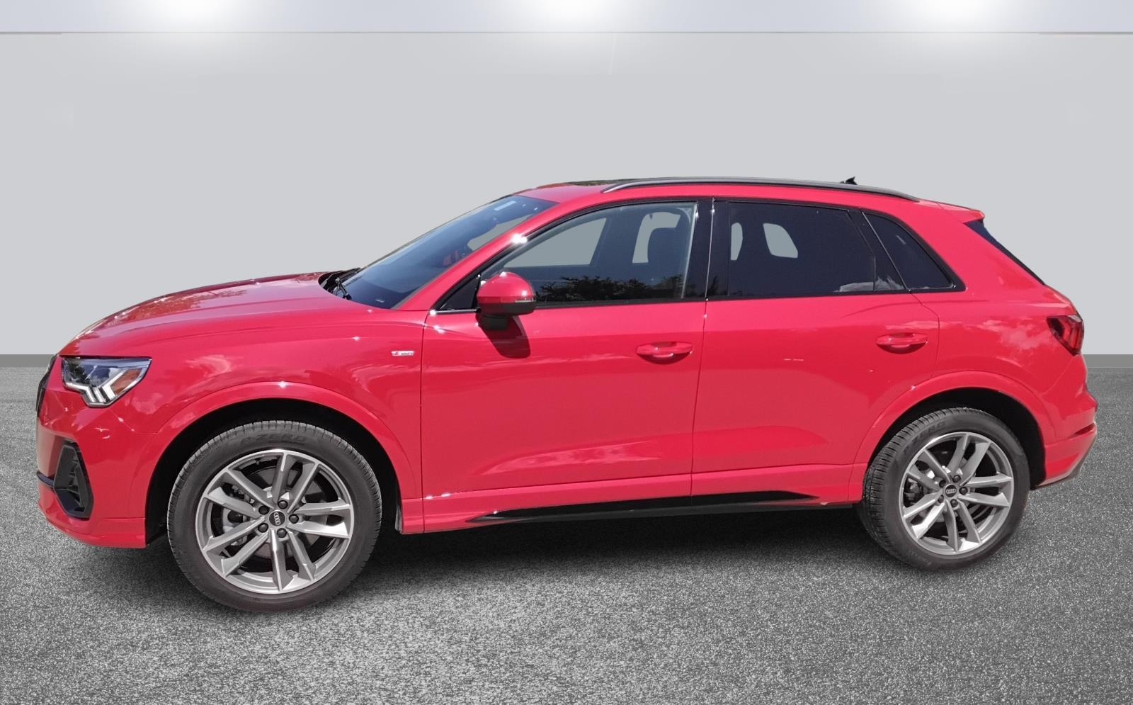 2025 Audi Q3 S line Premium photo 3