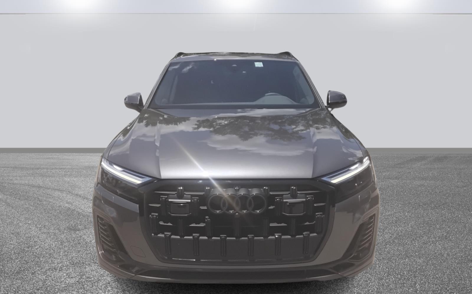 2025 Audi Q7 Premium Plus photo 2