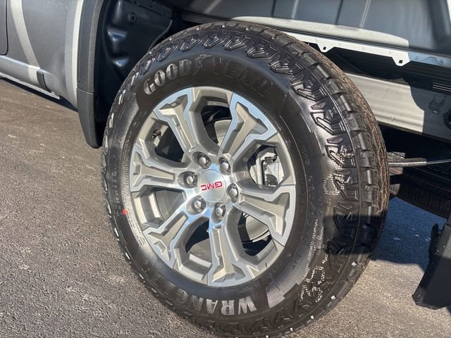 2026 GMC Sierra 1500 SLE - Photo 7