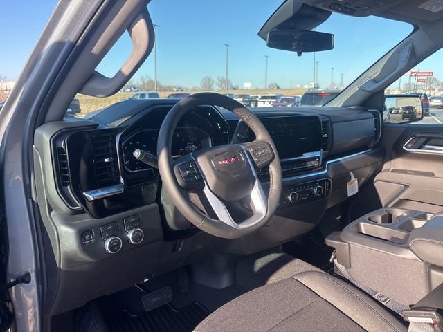 2026 GMC Sierra 1500 SLE - Photo 9