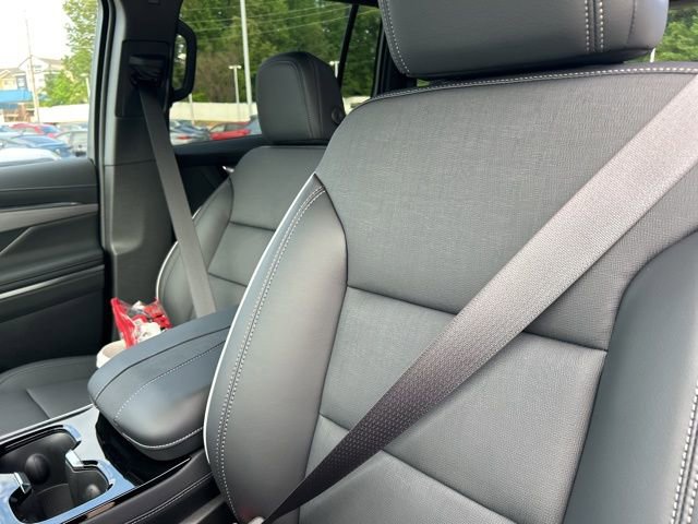 2026 Buick Enclave Preferred - Photo 38