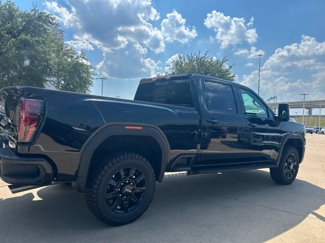 2026 GMC Sierra 2500HD AT4 - Photo 13
