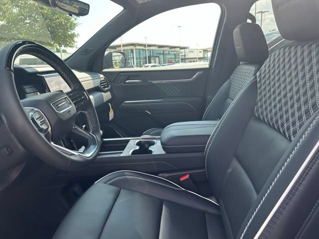 2026 GMC Acadia Denali - Photo 31