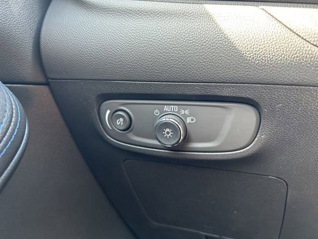 2026 Buick Encore GX Sport Touring - Photo 18