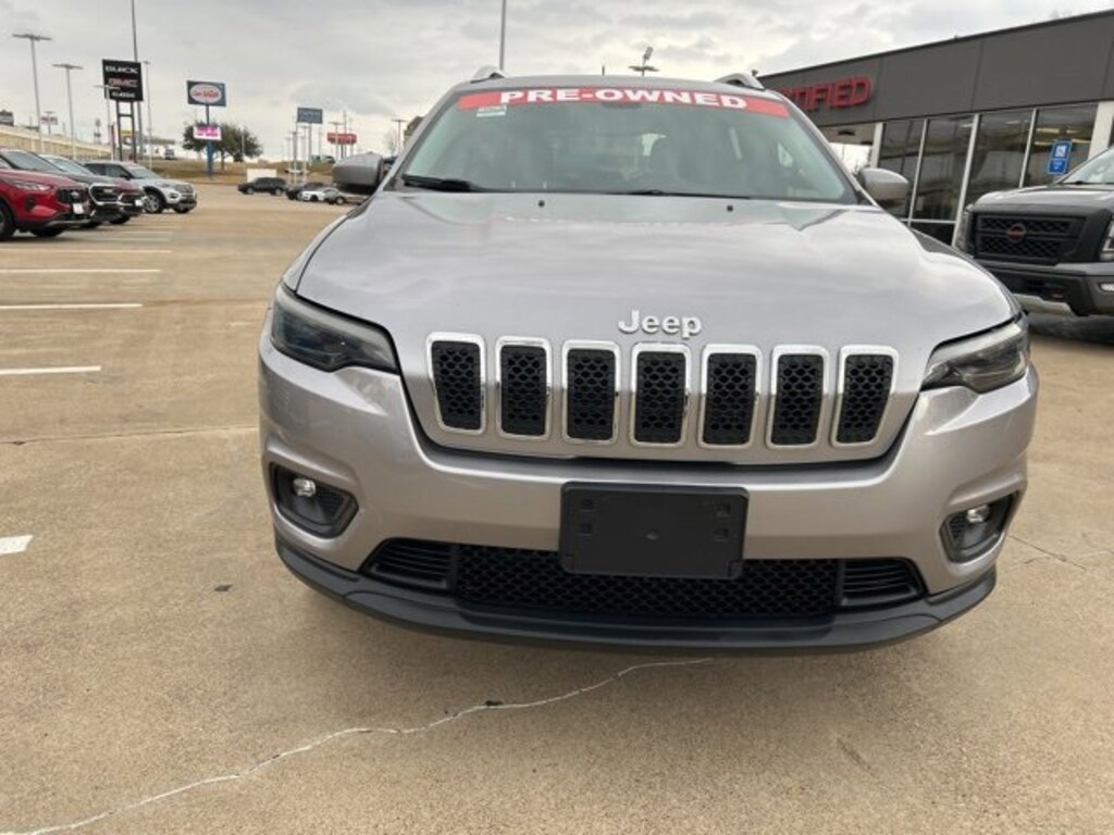 Used 2019 Jeep Cherokee Latitude Plus