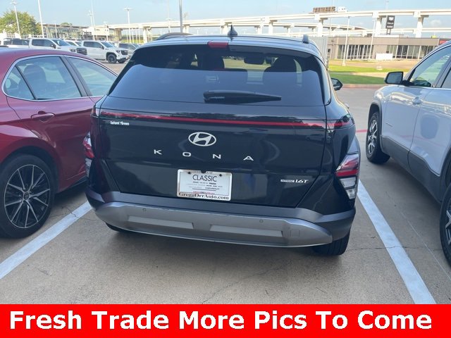 2024 Hyundai Kona Limited photo 4