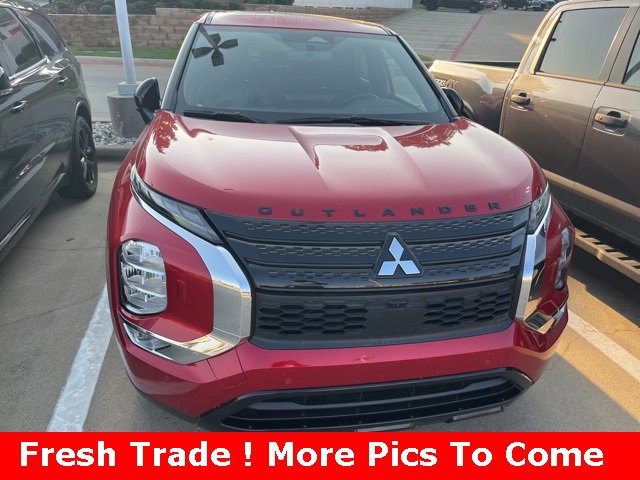 2023 Mitsubishi Outlander SEL Black Edition photo 4