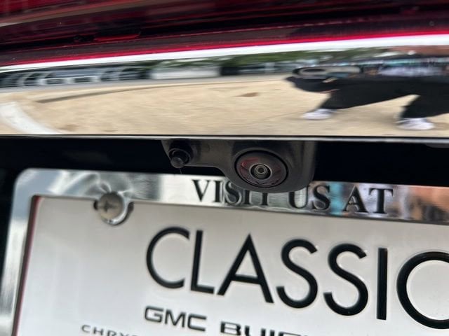2026 Buick Enclave Preferred - Photo 9