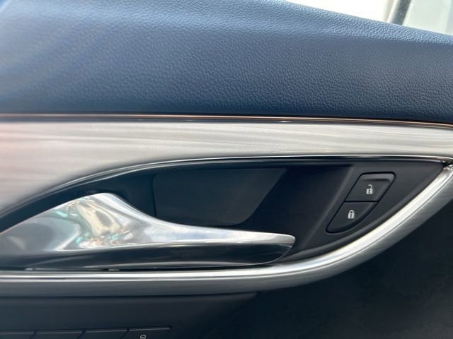 2026 Buick Envision Avenir - Photo 19
