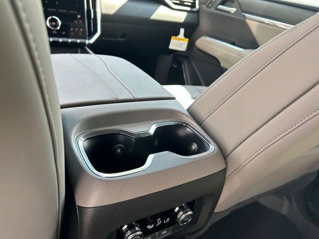 2026 GMC Acadia Elevation - Photo 41