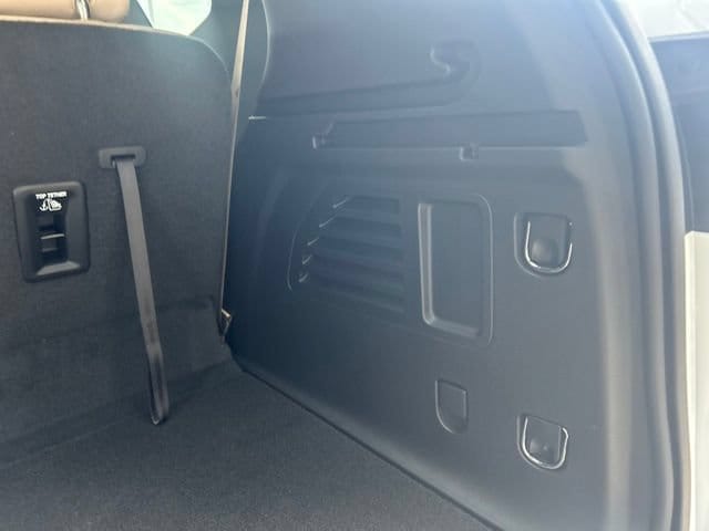 2026 Buick Enclave Preferred - Photo 11