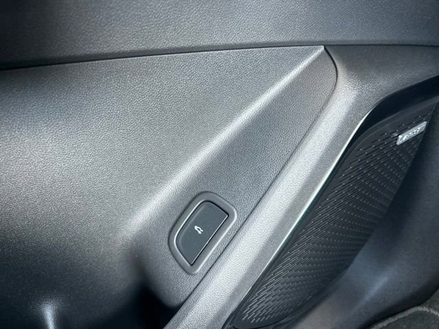 2026 GMC Acadia Elevation - Photo 22