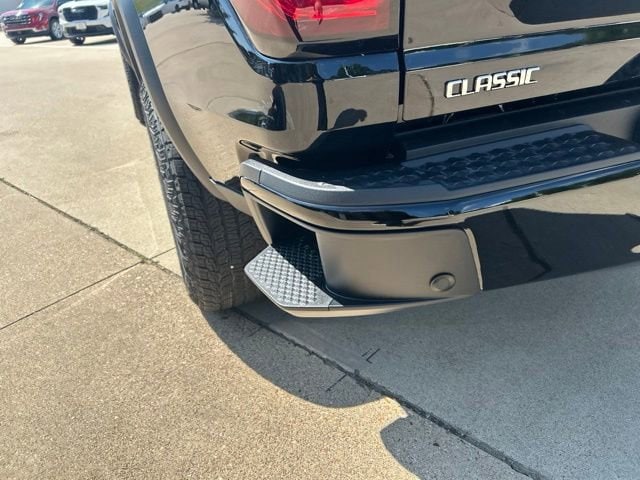 2026 GMC Canyon AT4 - Photo 8