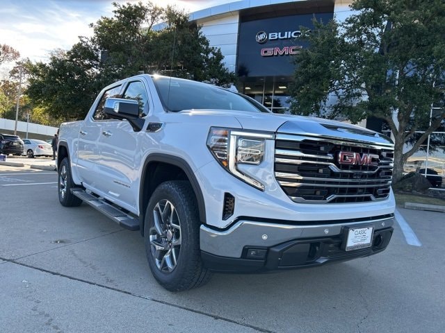 2026 GMC Sierra 1500 SLT's photo