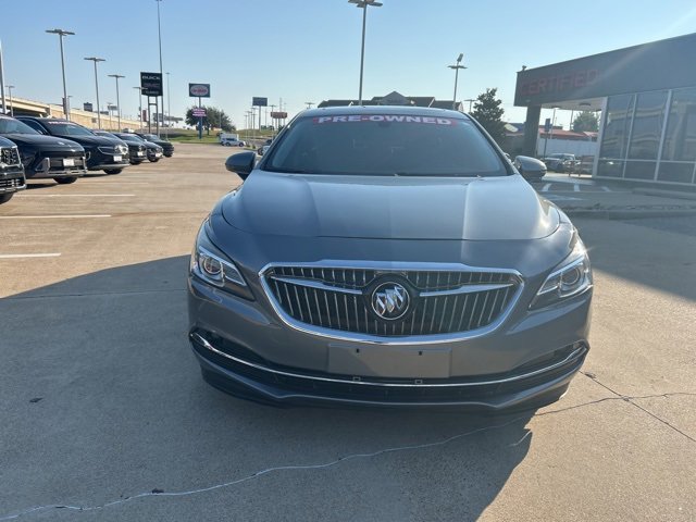 2019 Buick LaCrosse Essence photo 2